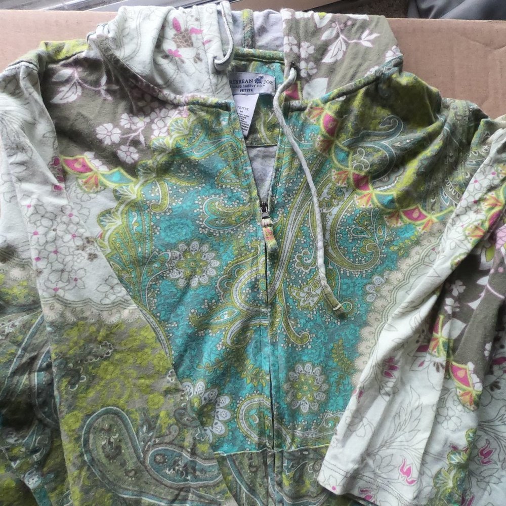 Petite Pasely/Floral 3/4 Sleeve Hoodie